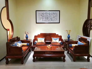 青島紅木家具廠刺猬紫檀新中式沙發(fā)價格與橡膠制品關聯(lián)解析